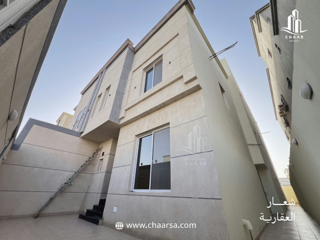 فيلا للبيع حي الرياض — صورة 4